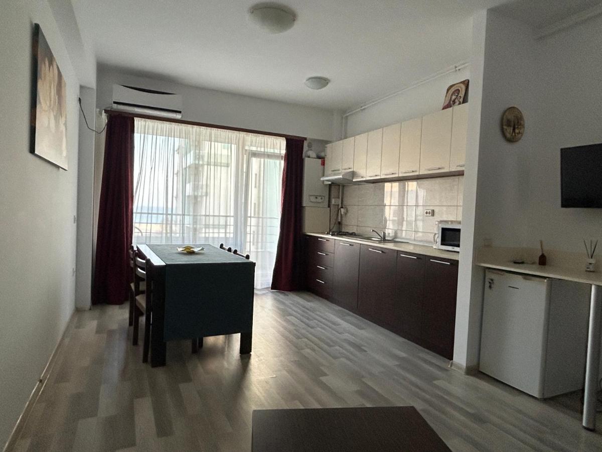 Catalina Summerland Apartaments Mamaia Nord Екстер'єр фото