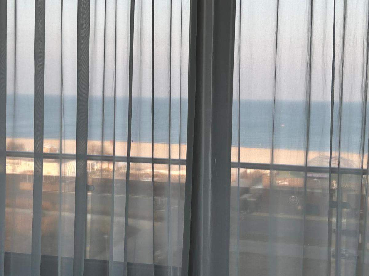 Catalina Summerland Apartaments Mamaia Nord Екстер'єр фото